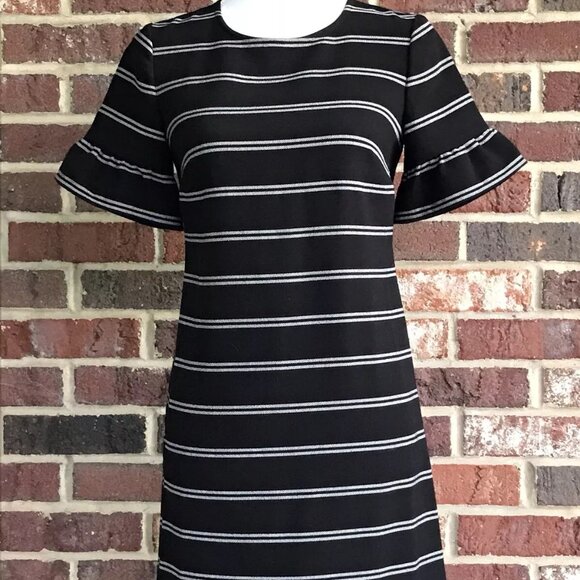 LOFT Dresses & Skirts - Loft Black & White Striped Bell Sleeve Shift Dress